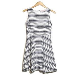 St. Tropez Linen Scoop Neck Sleeveless Blue White Stripe Mini Dress Size 4